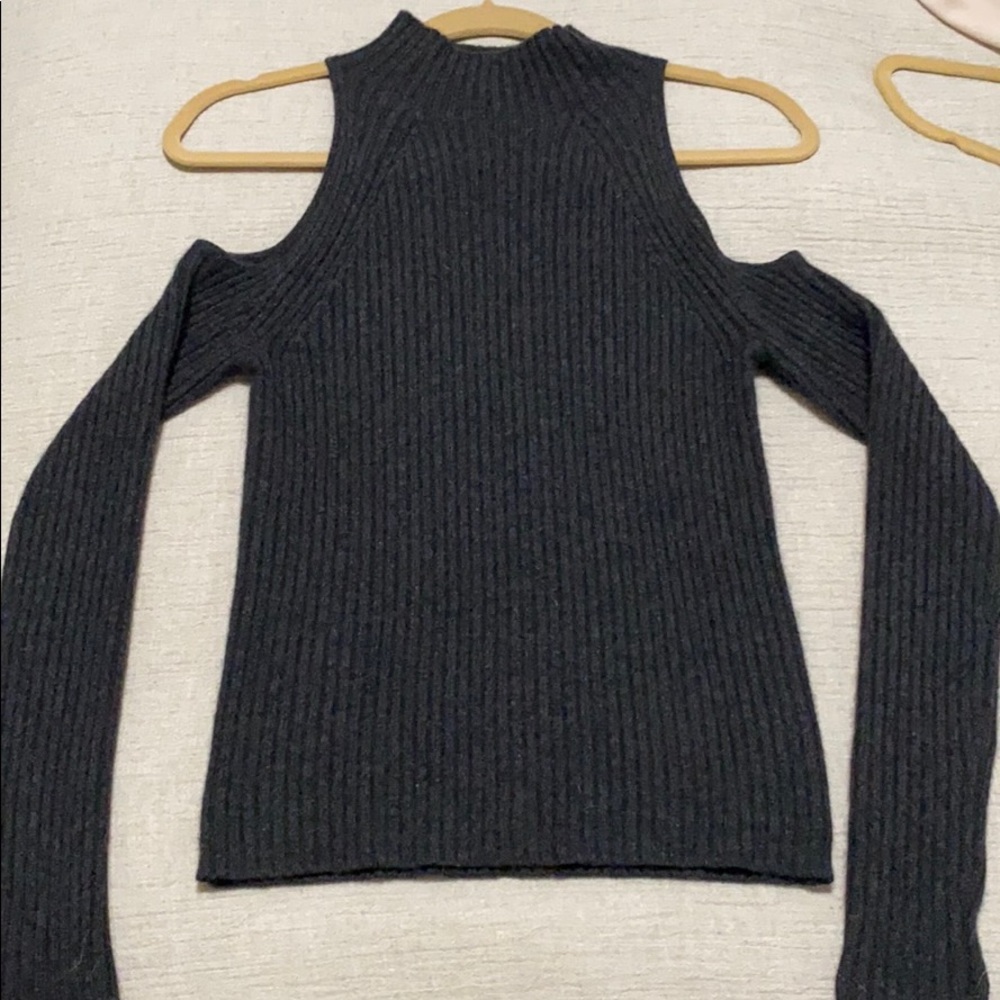 369 CASHMERE SWEATER XS CHARCOAL GRAY Brand New Never Worn